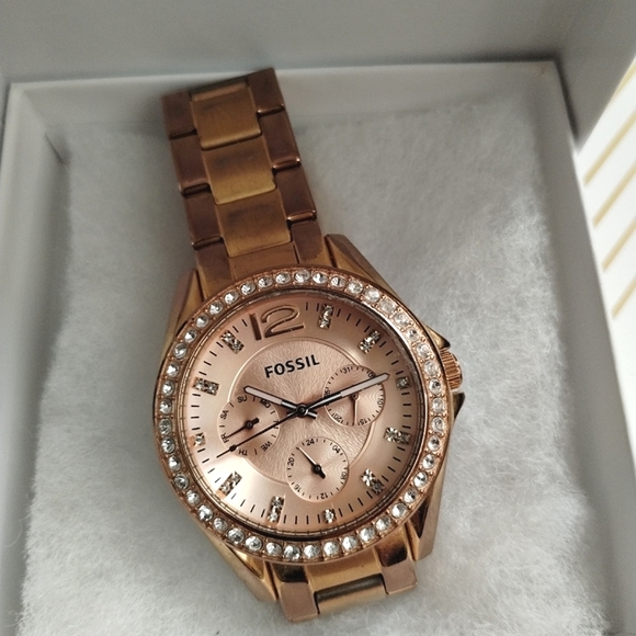 Fossil Riley Multifunction Rose Gold Tone Stainless Steel Watch - Picture 10 of 16